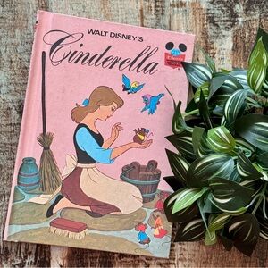 1974 Walt Disney's Cinderella Storybook